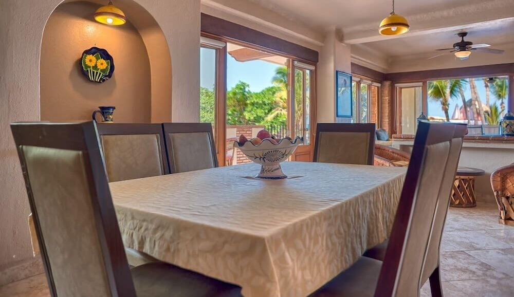 Ocean View 2Br Condo-balcony-beach-pool - 204