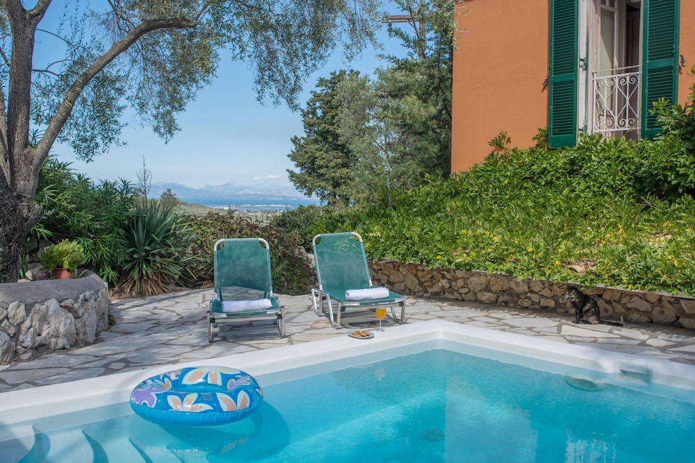 Lefkada Collection Villas