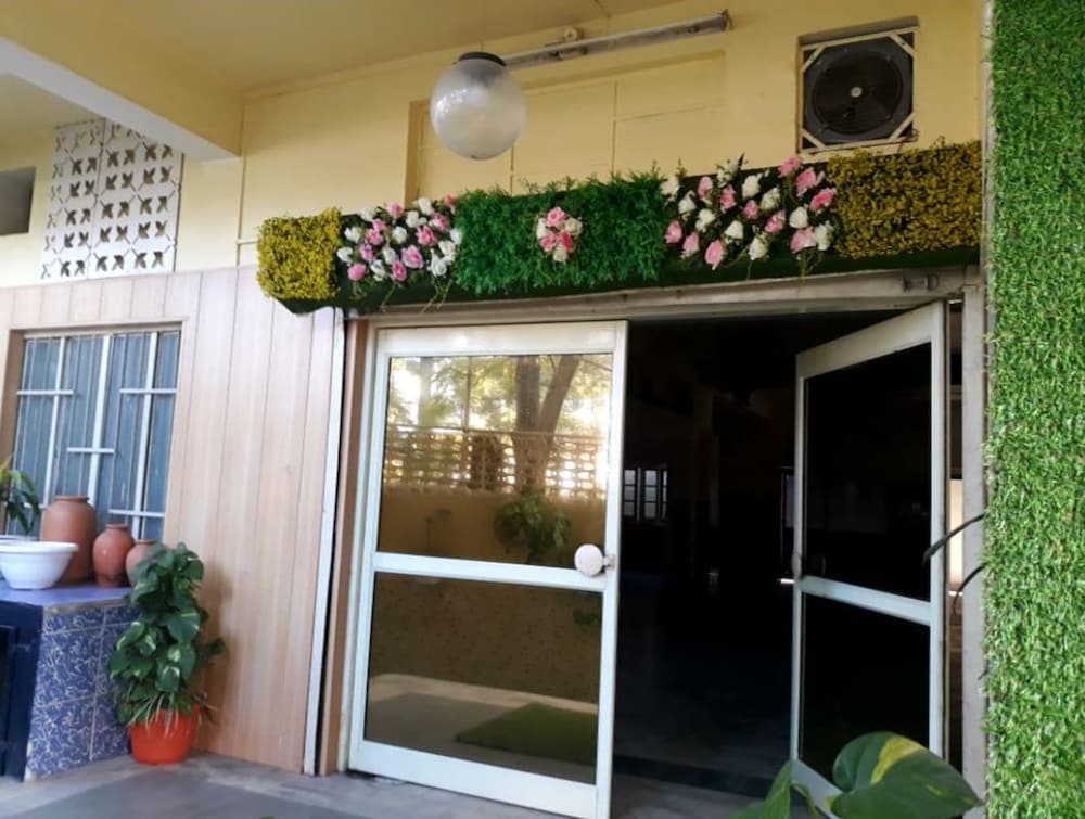 Hotel Pathik