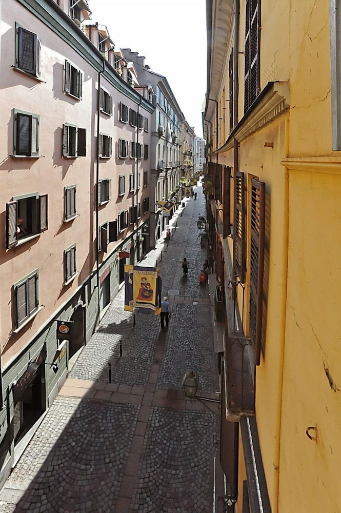 Photo 24