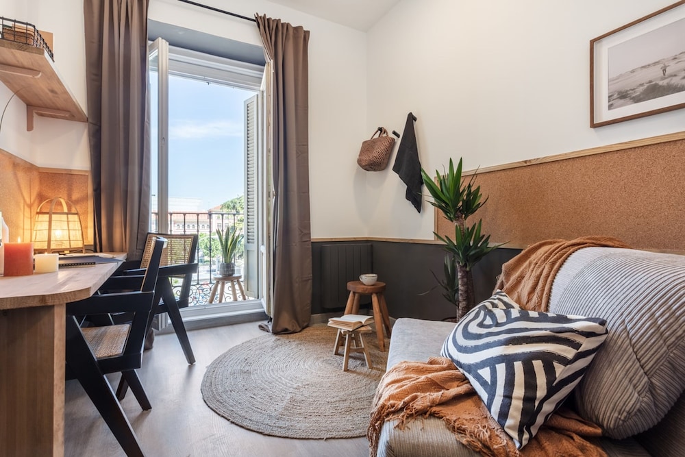 Kobenni - 1 Bedroom Apartment in Justicia