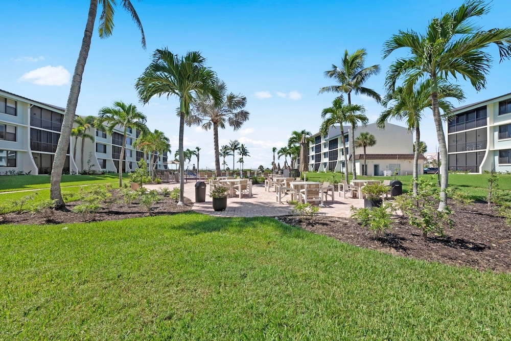 Loggerhead Cay 472 - Beach Front Pet-friendly