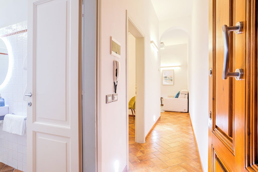 Condotta 16 Apartments