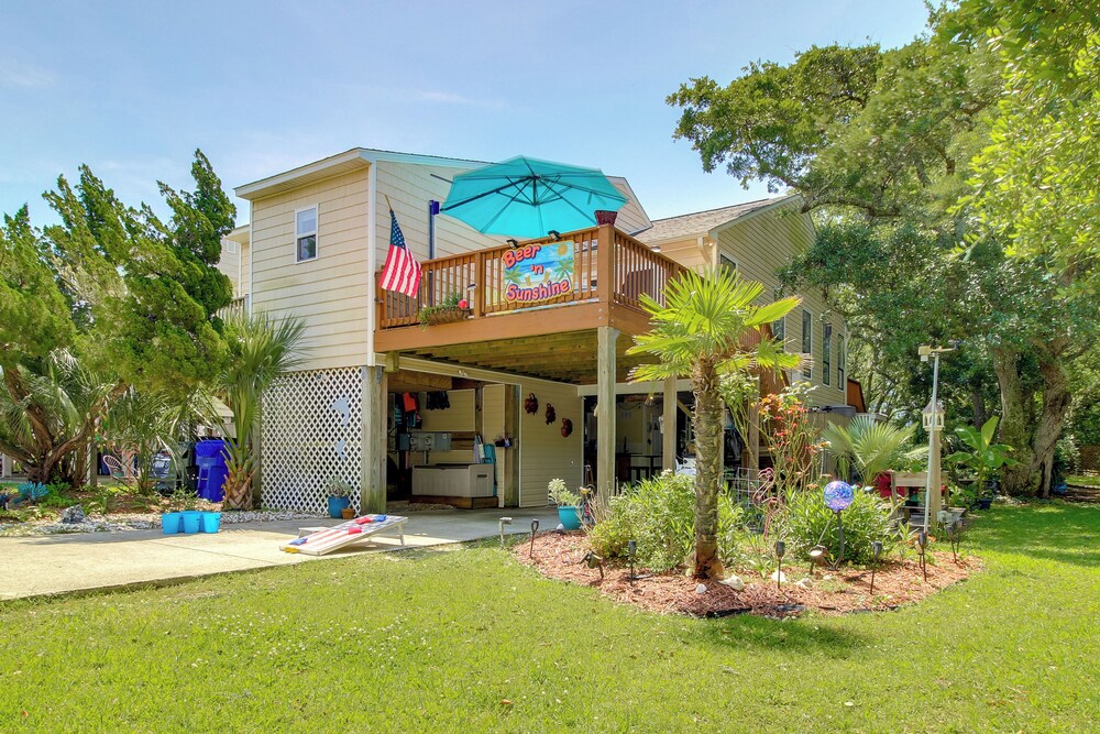 Walk to North Topsail Shores: Beach House w/ Gear!