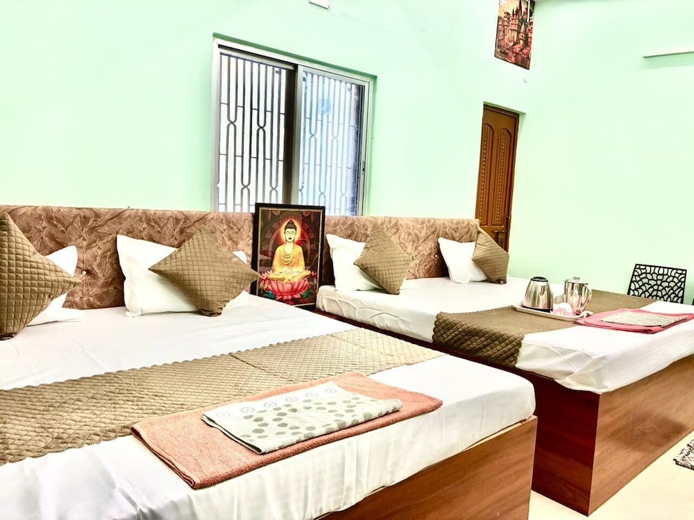 Atharv hotel