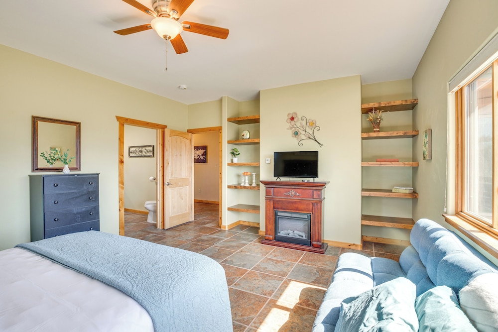 Hunt, Fish & Explore: Mtn-view Home in Hotchkiss