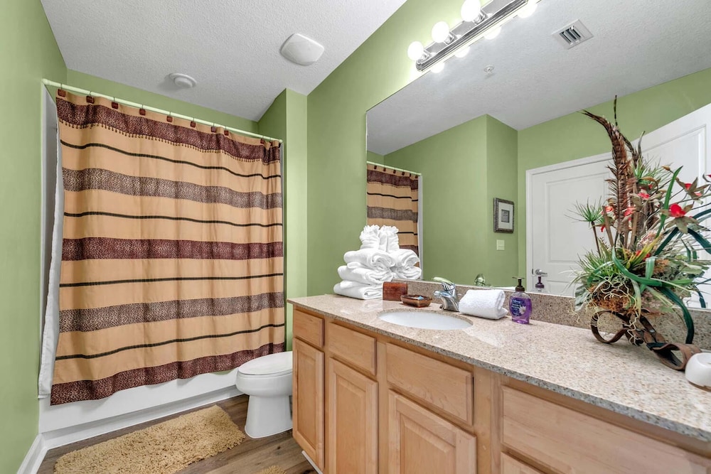Grandview East 1604