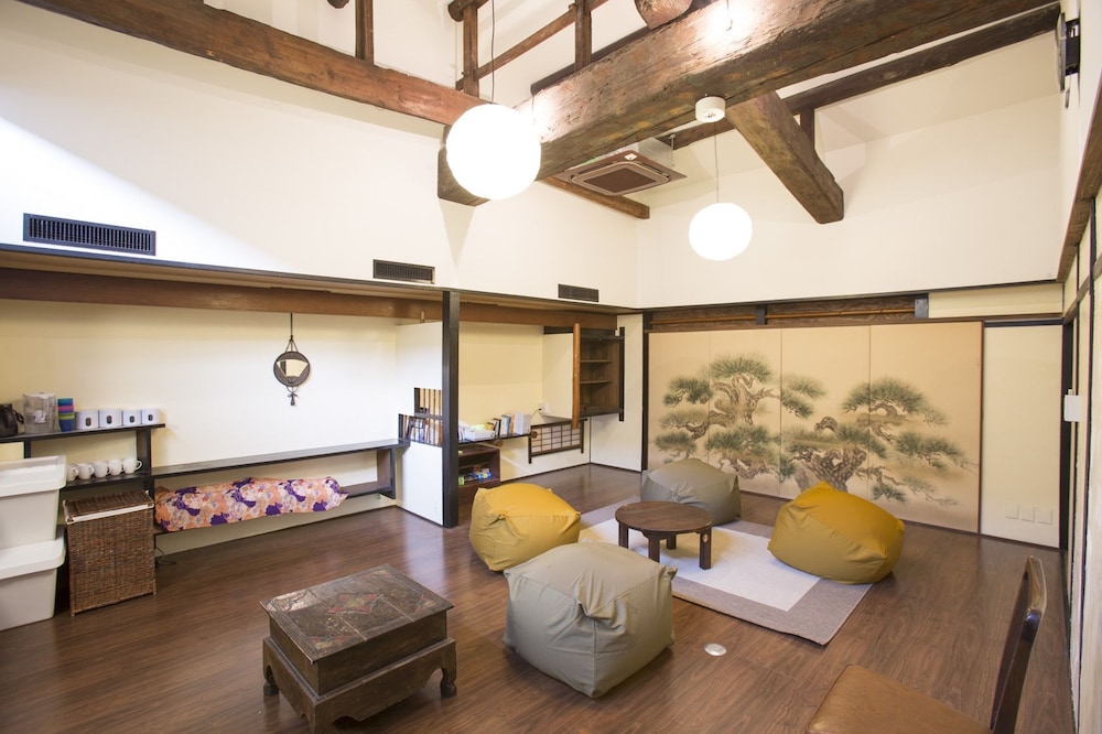 Guesthouse U-En - Hostel