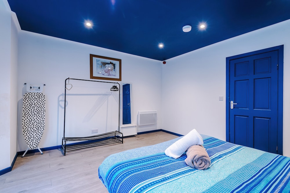 Stay With Empire - Windsor Terrace view 3