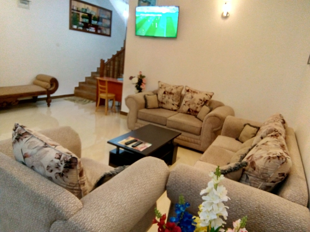 Kin Rock Bungalow