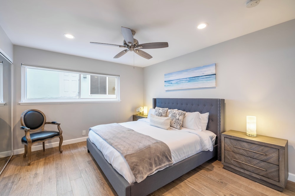 Ocean Breeze Buyout by Avantstay Steps to Beach! view 4