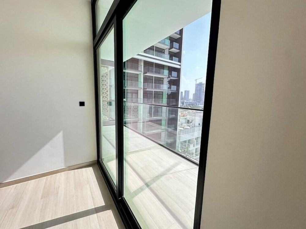 OYO HOME 1403 Spacious 1-bed Apartment I