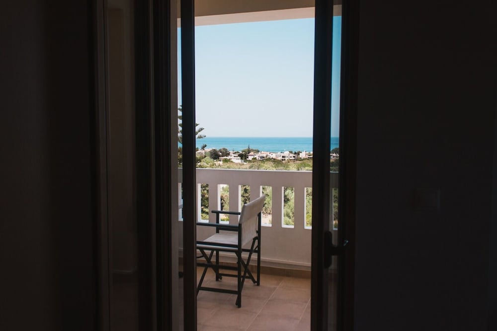 Villa Cook With Pool and Terraces With sea Views