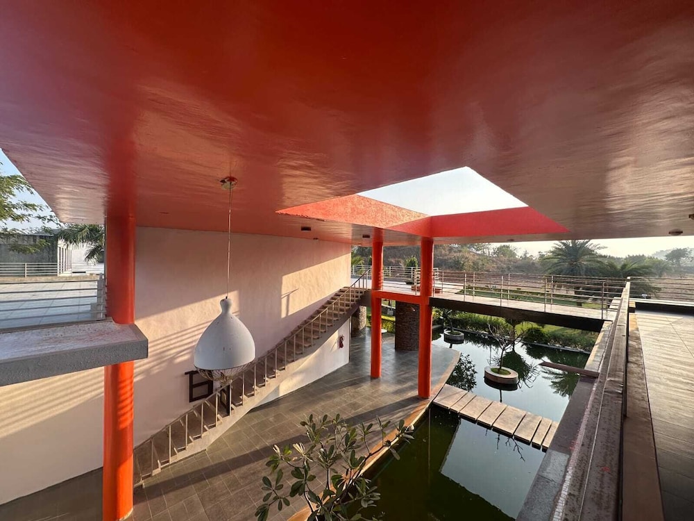 Valencia Club Abu - Resort In Abu