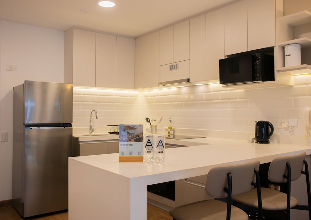 Majestic 1BR With Balcony in Miraflores
