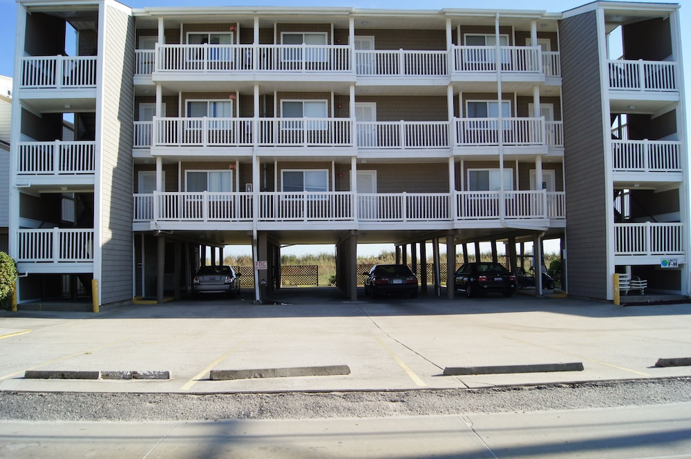 Raintree Villas 2F