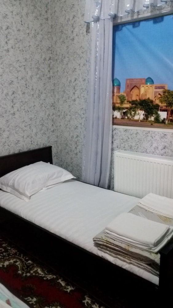 Payraviy Guest House - Hostel