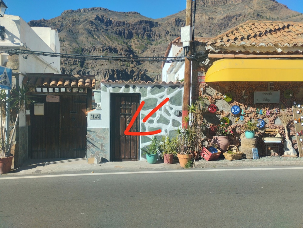 La Casita Fataga Sleeps 4 With Garden