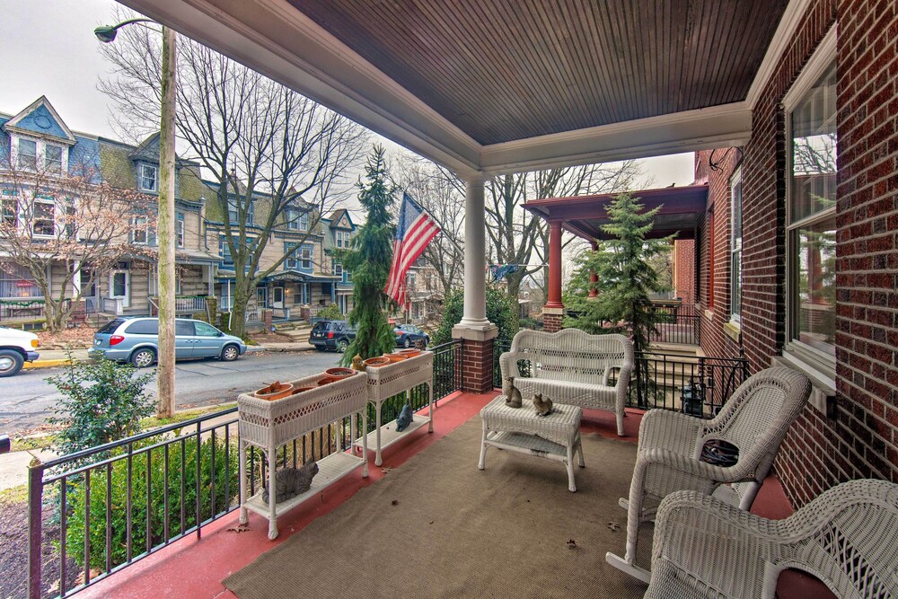 Spacious Reading Home w/ Patio - 2 Miles to Pagoda view 4