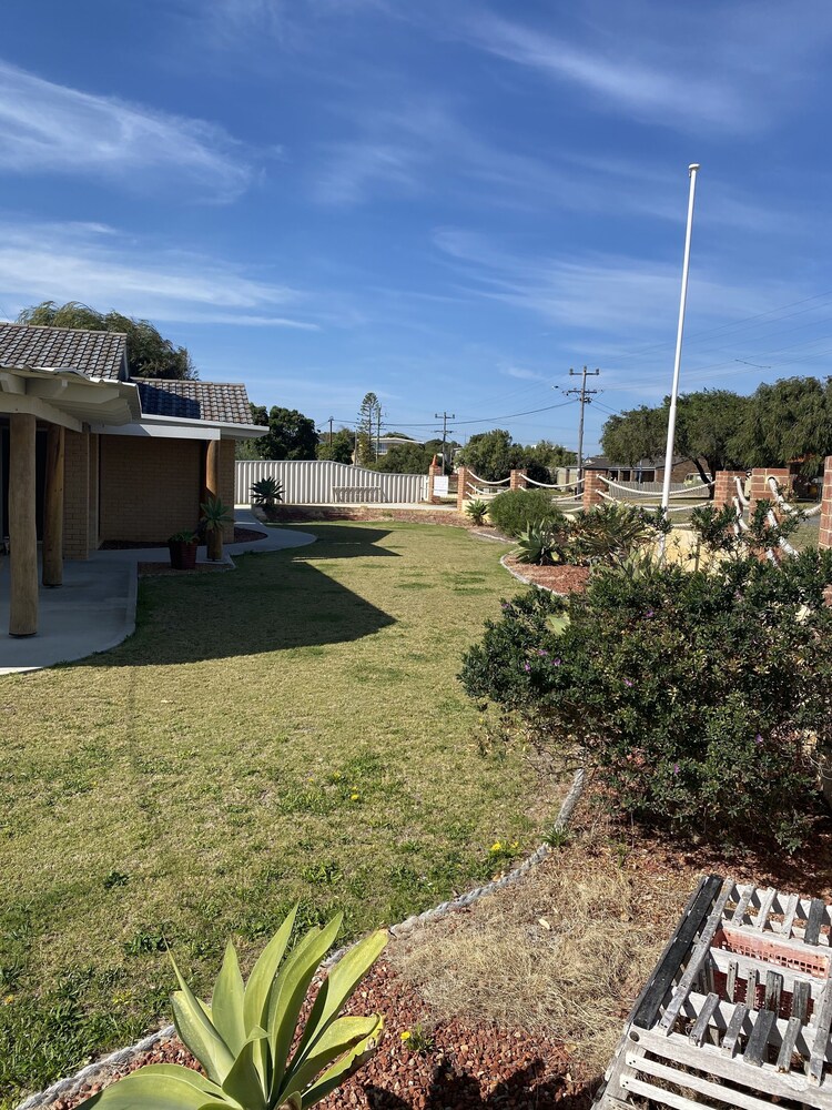 Photo 19