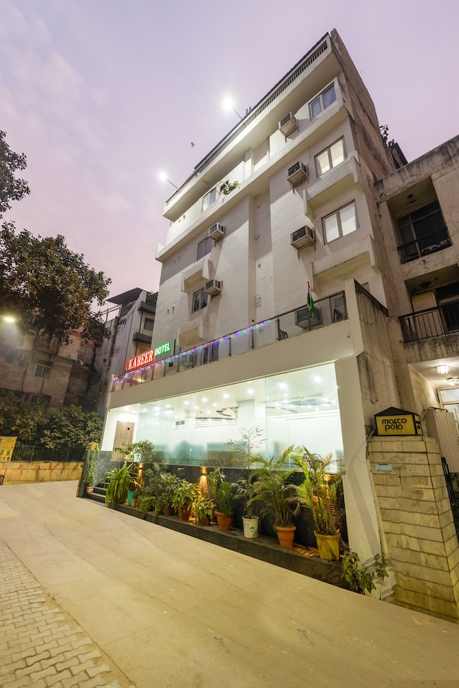 Hotel Kabeer New Delhi Railway Station