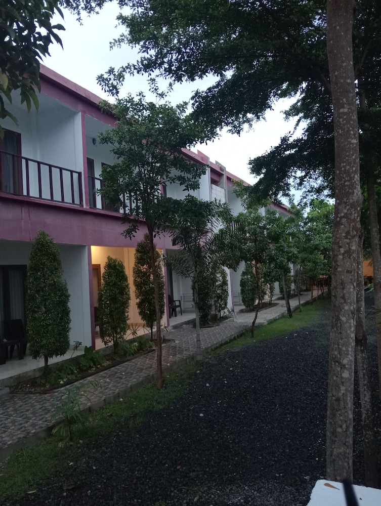 Sisilia Lodge