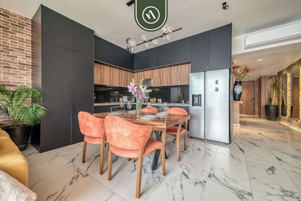 Amazing 1BR Penthouse With Balcony - Gym - Pool
