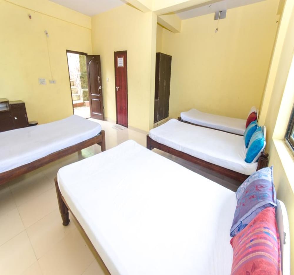Green woods Resort