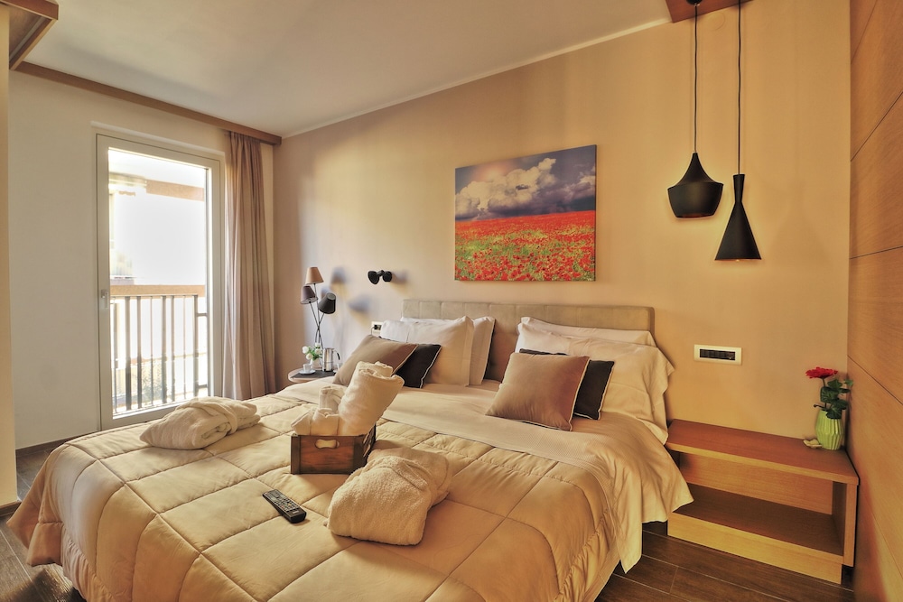 Villa Hedy 2 Maonia view 3