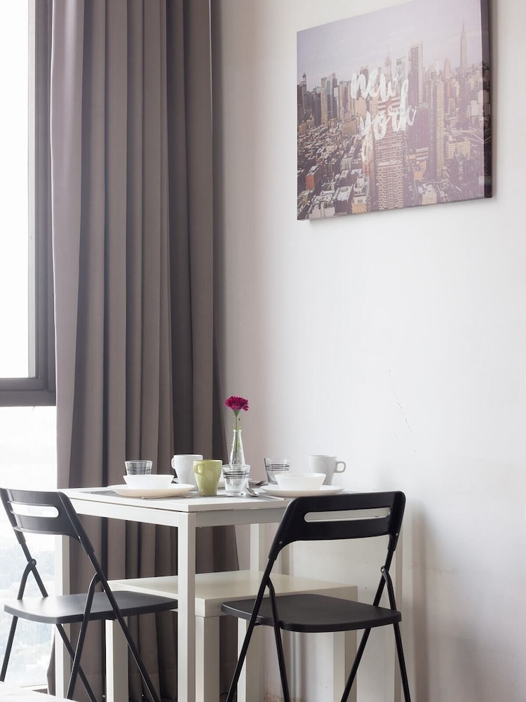 A Comfy & Stylish Studio in Empire Damansara