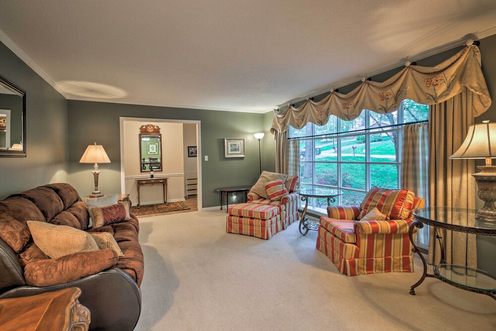 Spacious Family Home - 17 Miles to Winston-salem!, photo 6
