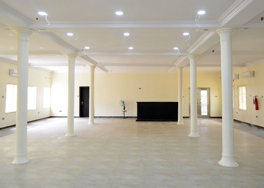 meeting & event spaces