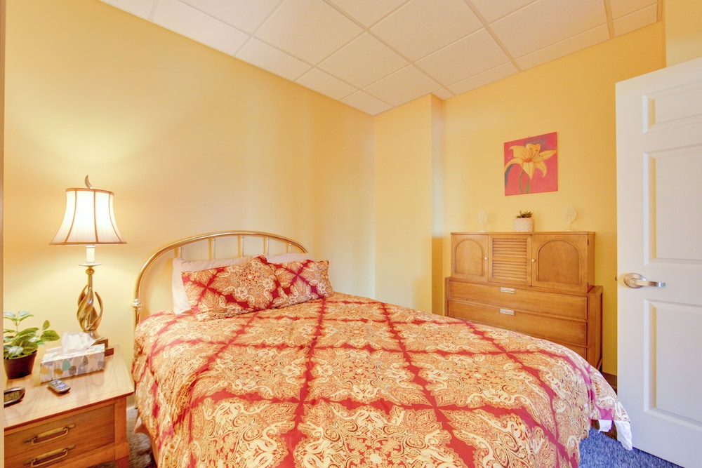 New Kensington Vacation Rental w/ Shared Amenities view 5