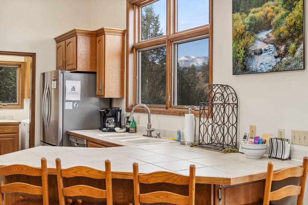 Cascade Mountain Home By Estes Park Homes 6 Bedroom Home