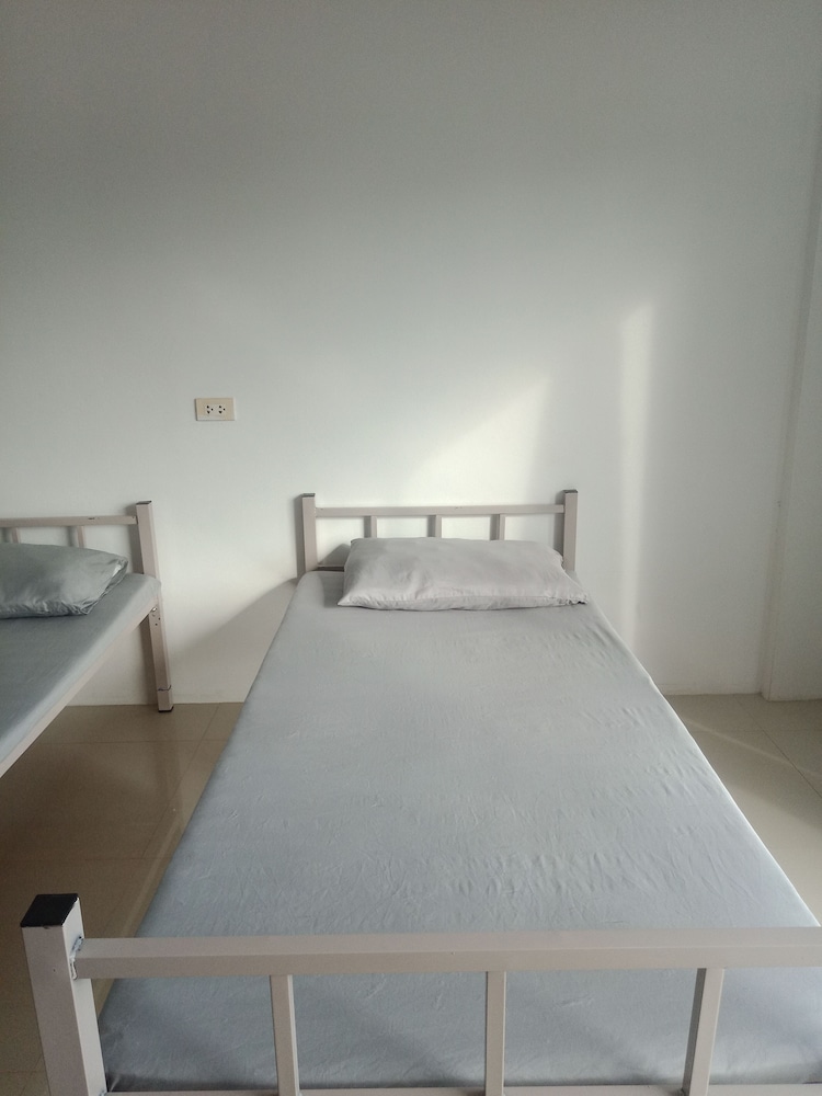 Mangkonlay Hostel Krabi