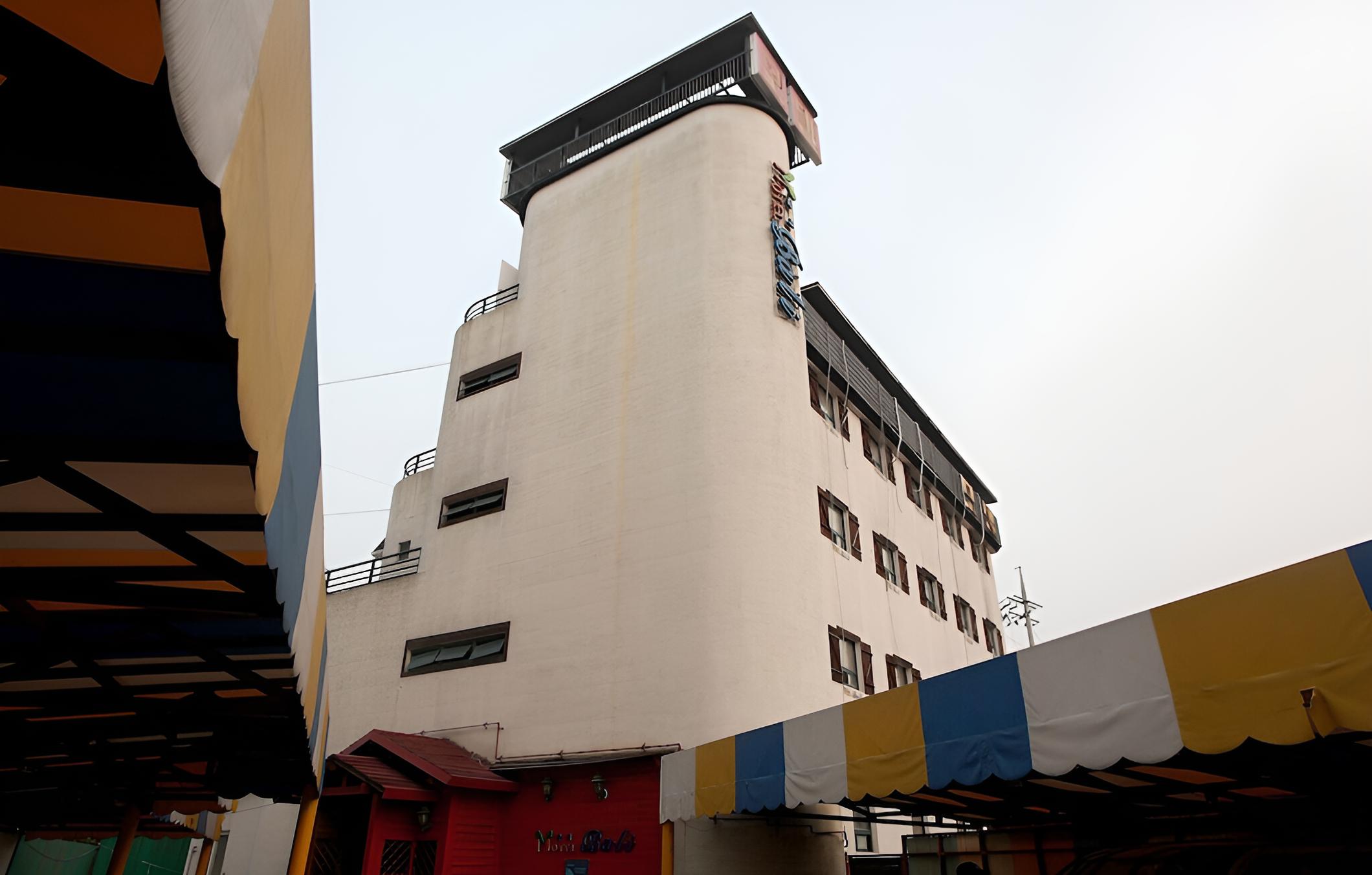 Photo 20