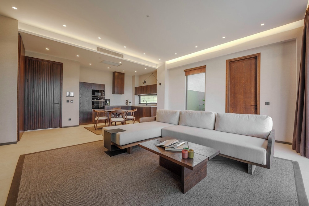 Silence Villas