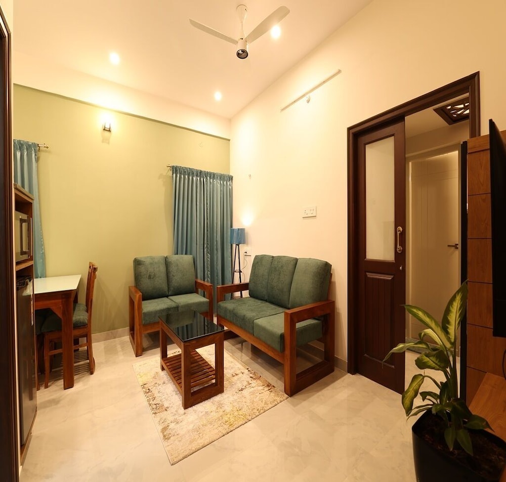 Olivette Suites