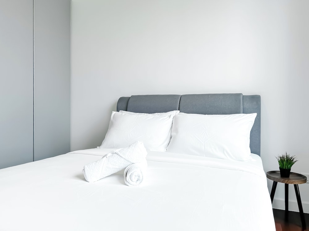 D'Rapport Residences By Manhattan Group