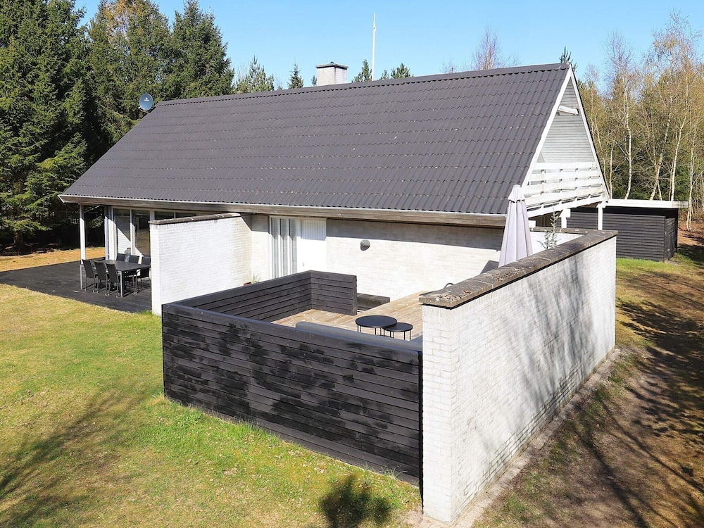 Photo 24