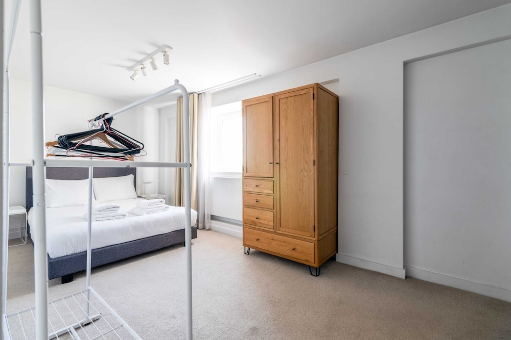Belgravia Apartment 45
