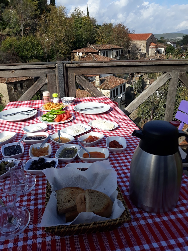 Sirince Dogadaki Evler