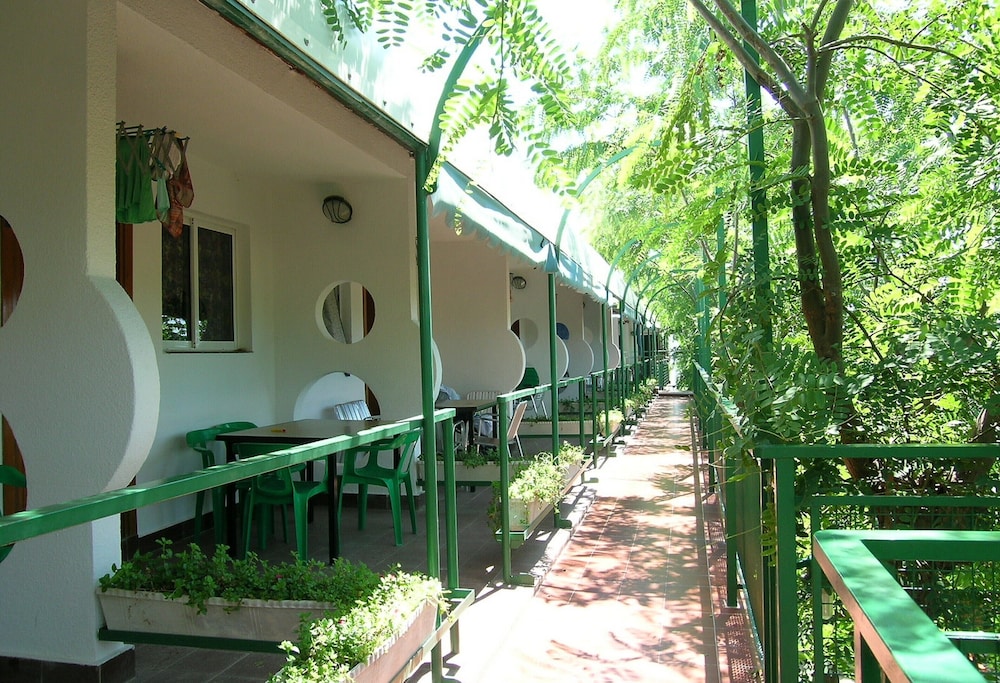 AP Costas - Camping Playa y Fiesta