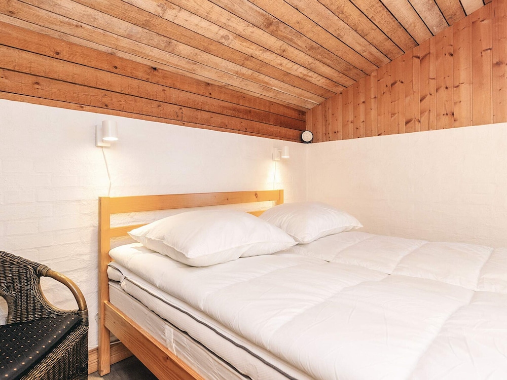 4 Star Holiday Home in Hals