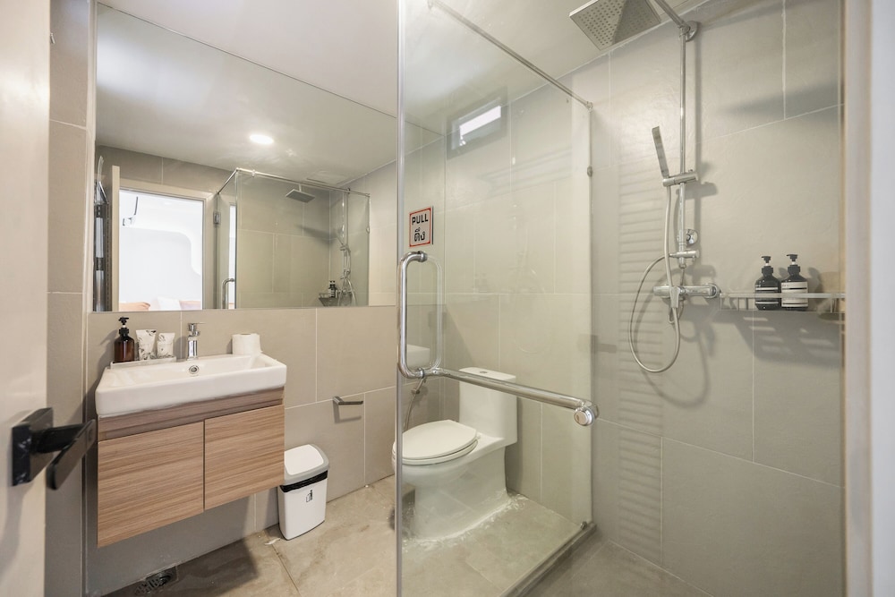 Mövenpick Pool Villa 6BR