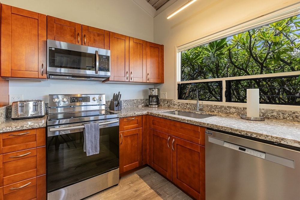 Wailea Ekolu 1608 1 Bedroom Condo