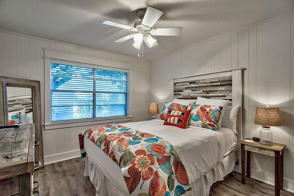 GOOD THYMES 3 Bedroom Holiday Home by Five Star Properties