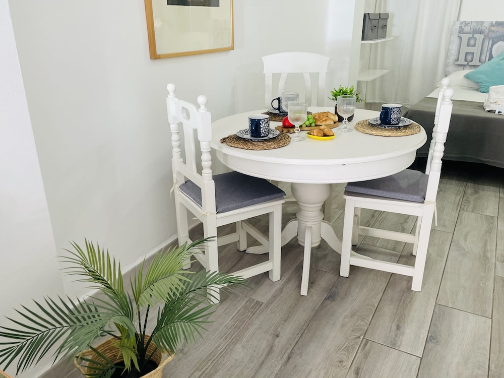 Estudio Playazo Jimena by At Home Costa del Sol