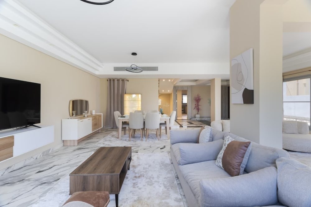 villa with garden in palm hills compound