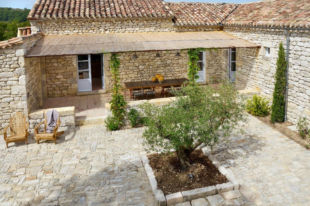Maison Forte